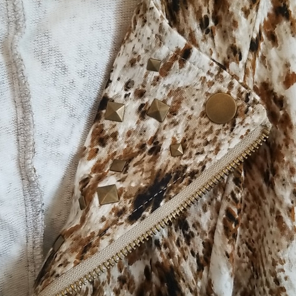 Snake patterned Jacket - Picture 4 of 6